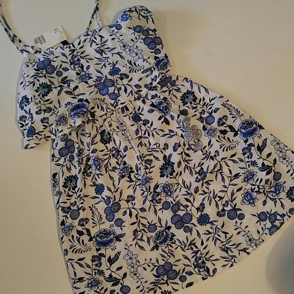 H&M Dresses & Skirts - NWT Divided by H&M Floral Summer Dress 4